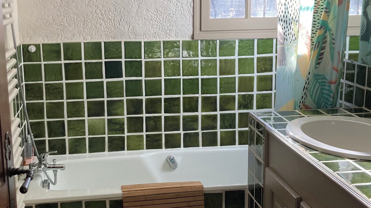 Photo of Bathroom in Varages
