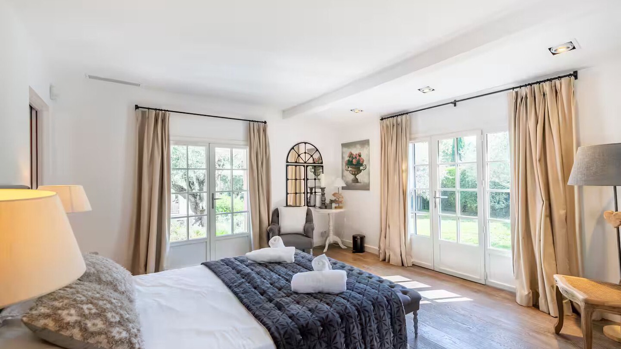 Photo of Bedroom in Saint-Paul-en-Foret