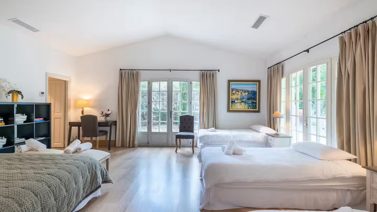 Photo of Bedroom in Saint-Paul-en-Foret