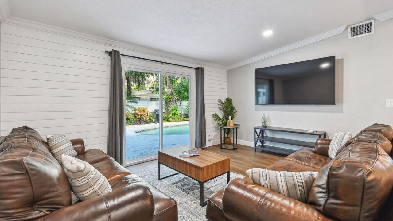 Photo of Livingroom in Temple Terrace