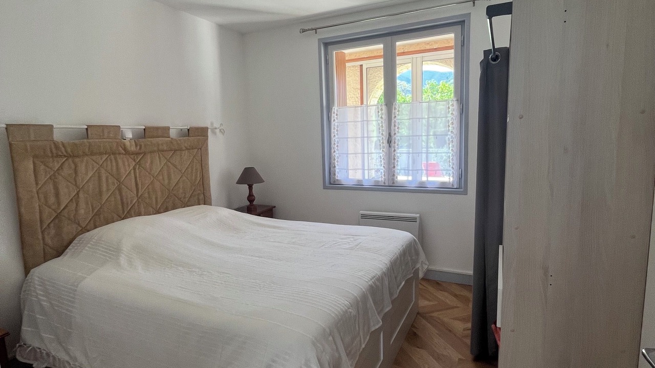 Photo of Bedroom in Le Poet-Laval