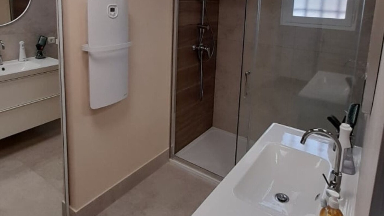 Photo of Bathroom in Besse-sur-Issole