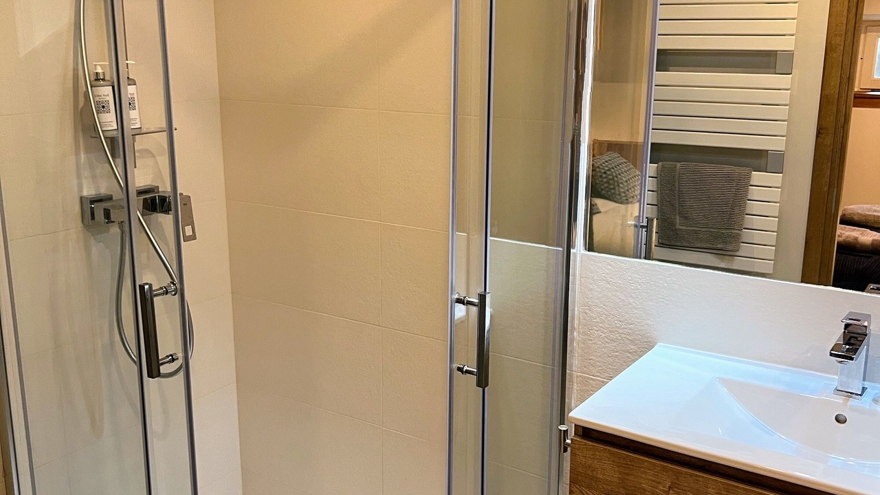 Photo of Bathroom in Samoens