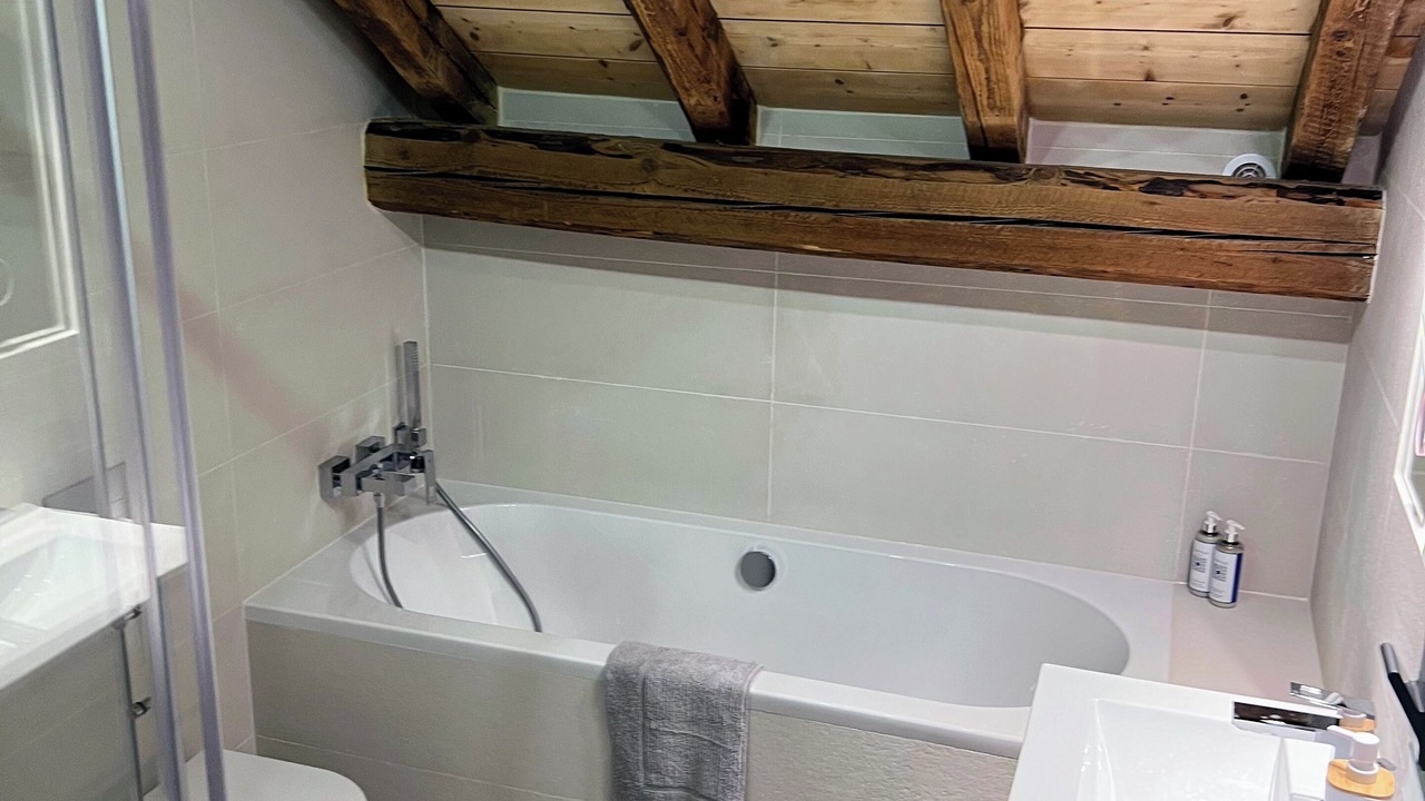 Photo of Bathroom in Samoens