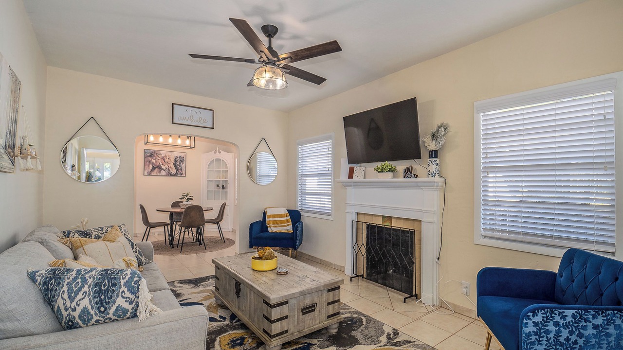 Photo of Livingroom in Dixieland