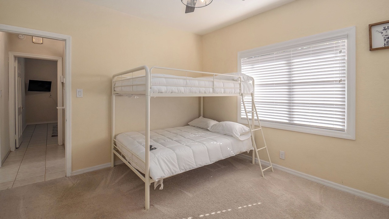 Photo of Bedroom in Dixieland