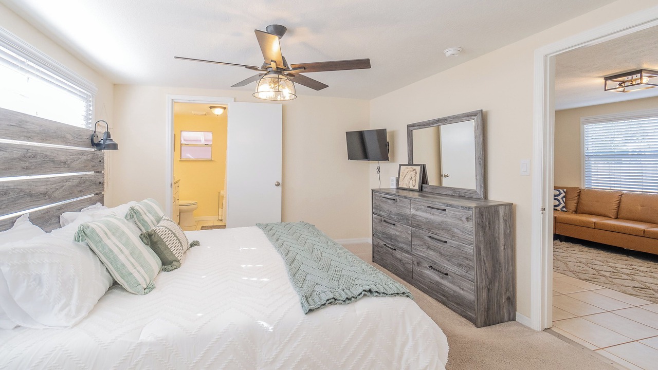 Photo of Bedroom in Dixieland