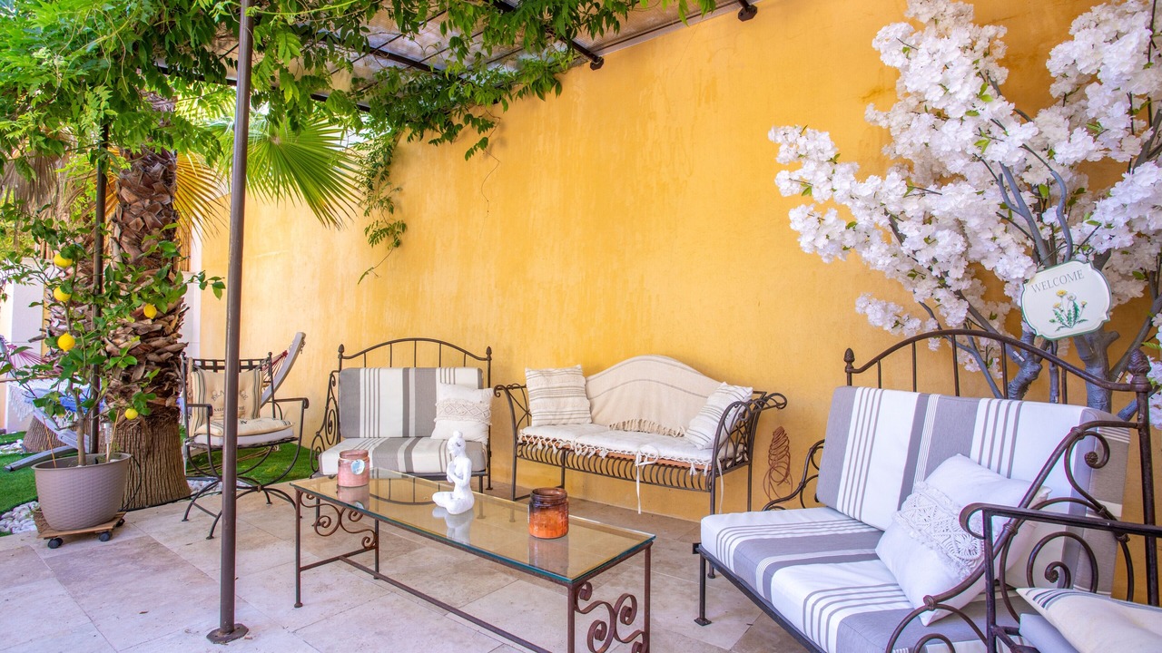 Photo of Patio Balcony in Cuers