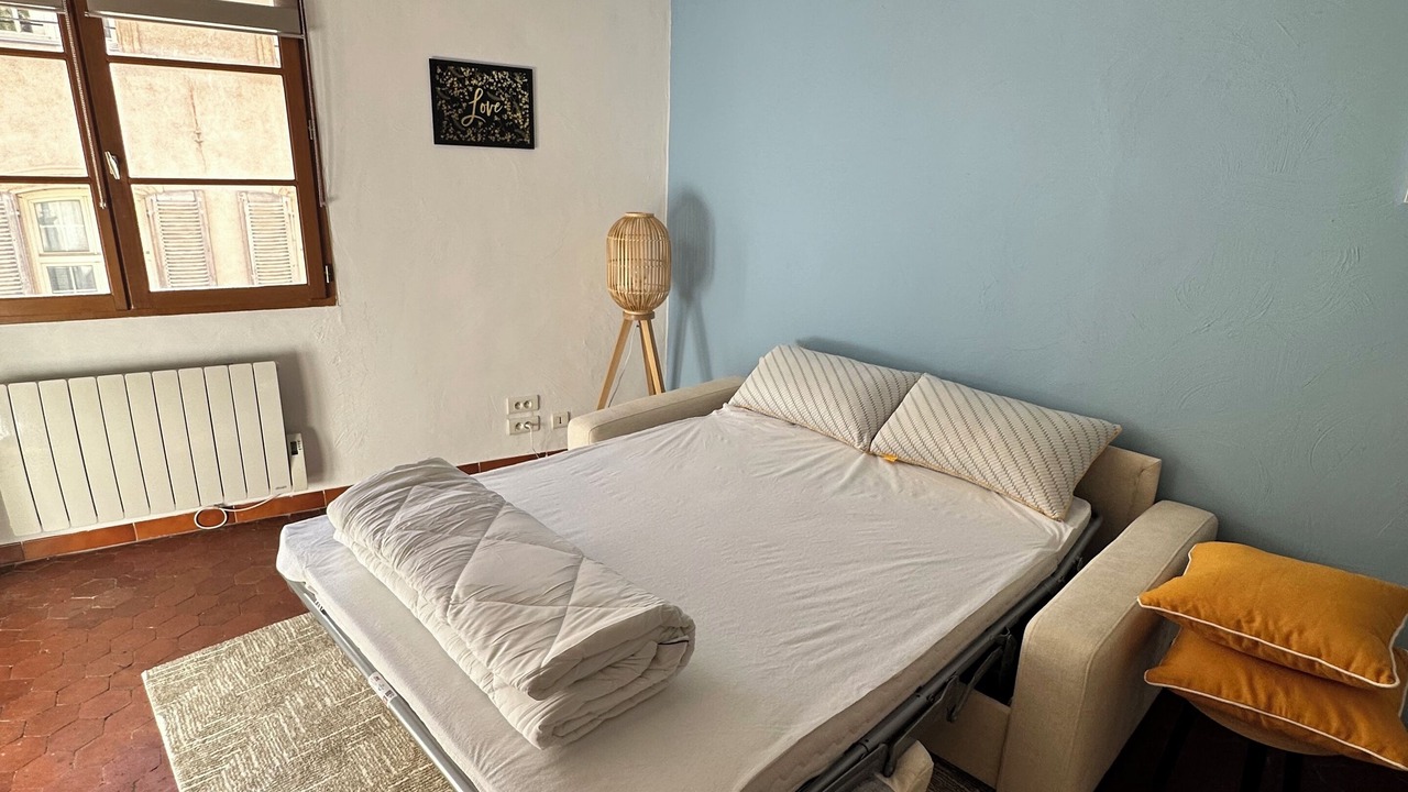 Photo of Bedroom in Aix-en-Provence Historic Centre