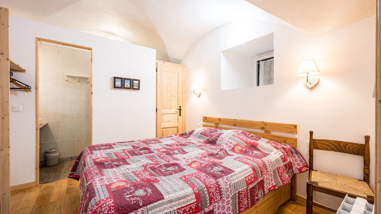 Photo of Bedroom in Saint-Colomban-des-Villards