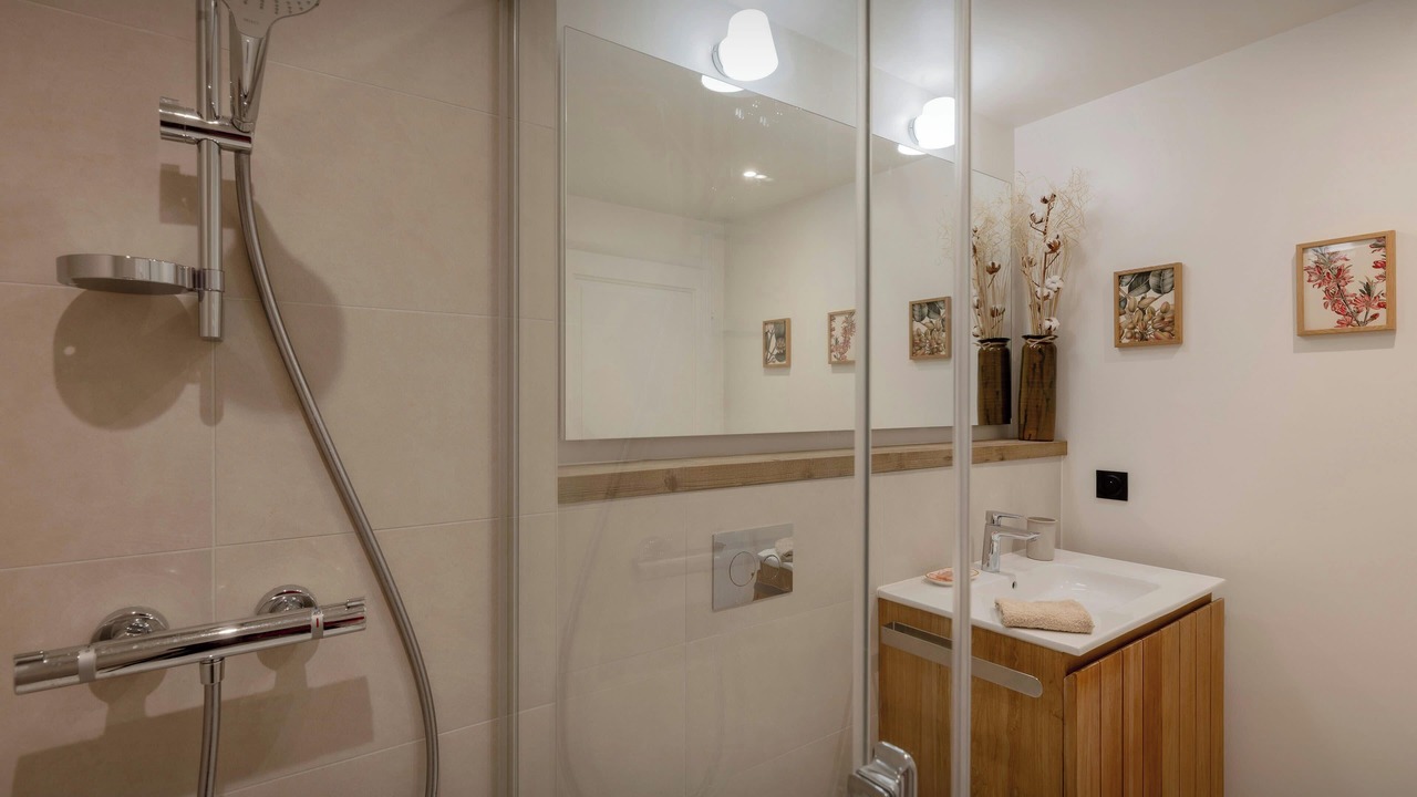 Photo of Bathroom in Samoens