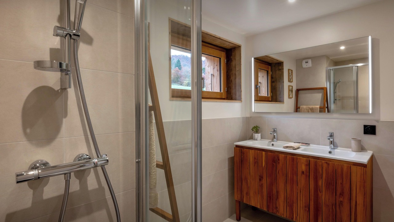 Photo of Bathroom in Samoens