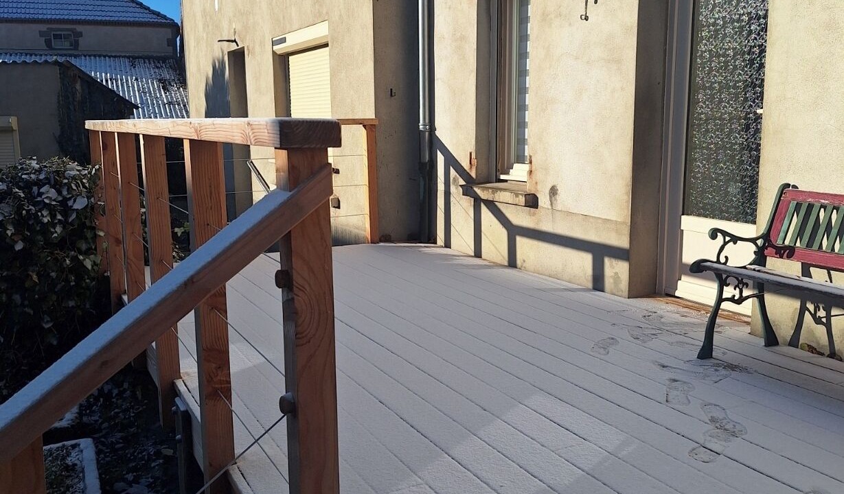 Photo of Outdoor in Saint-Georges-de-Mons