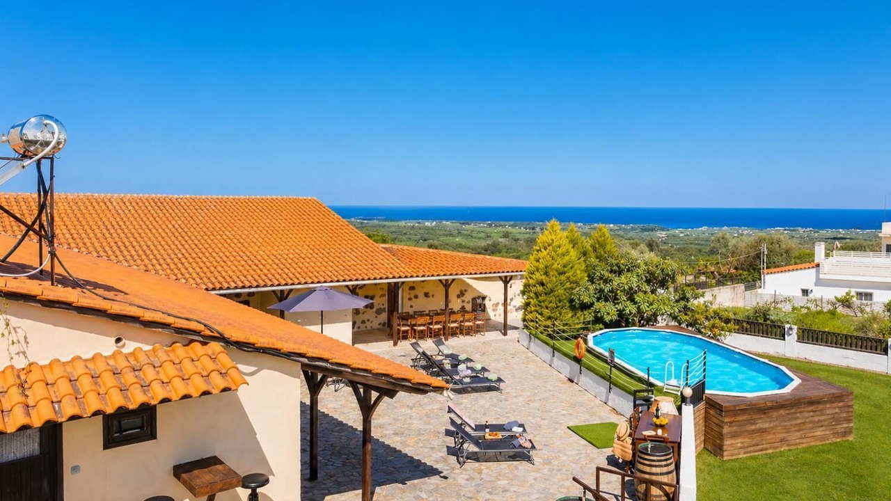 Photo of Patio Balcony in Pikris