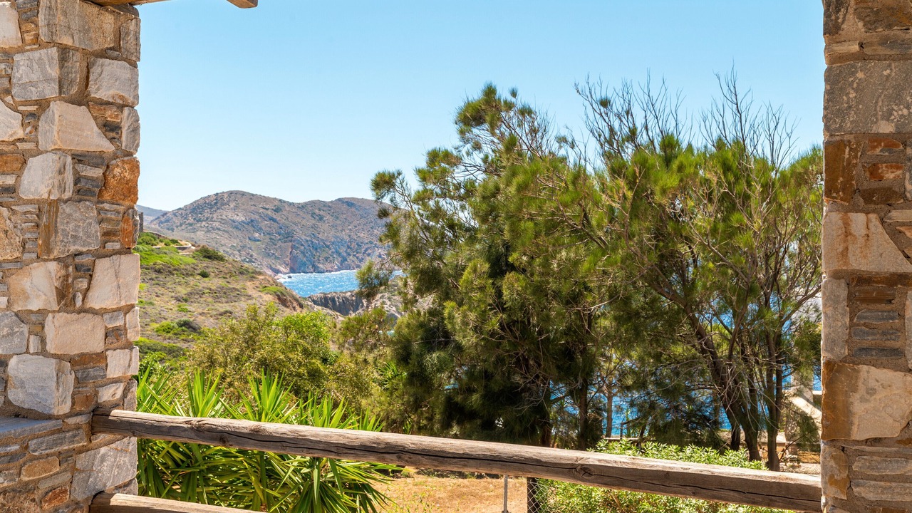 Photo of Outdoor in Kini