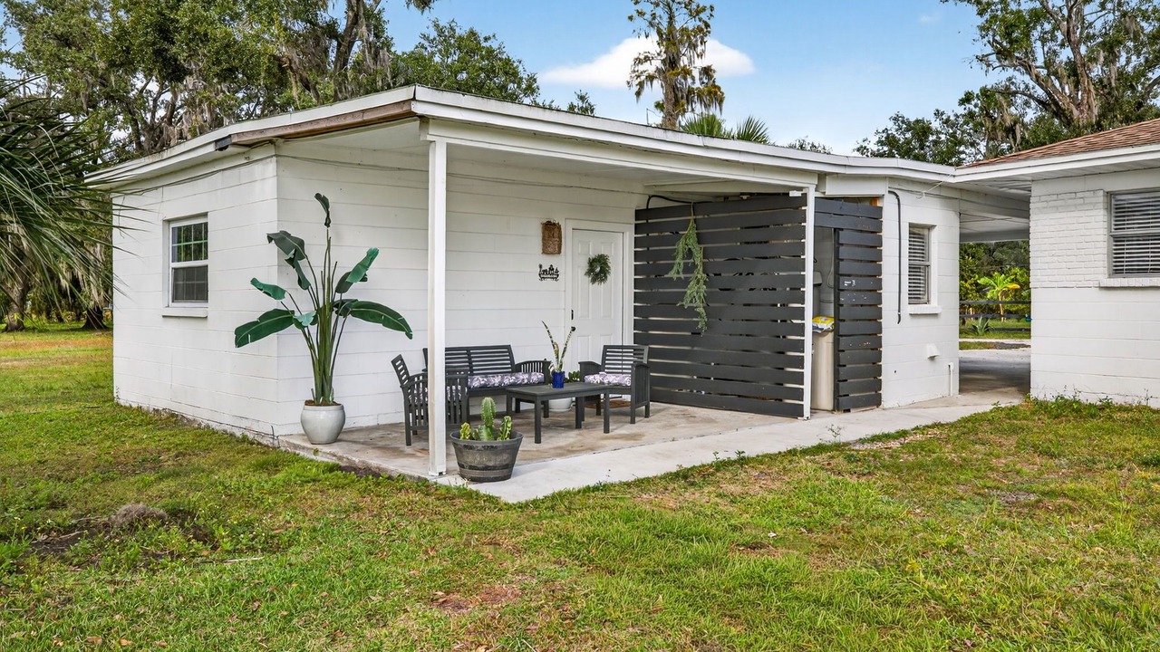 Photo of Outdoor in Tampa