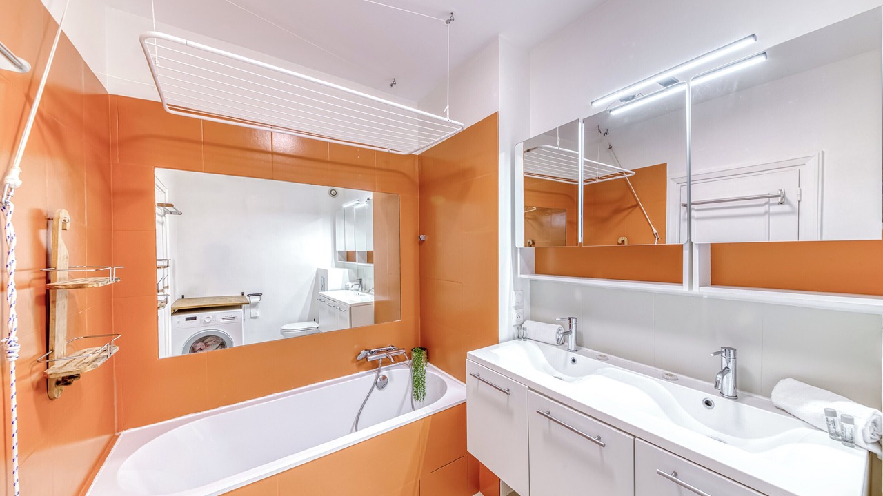 Photo of Bathroom in 2nd Arrondissement