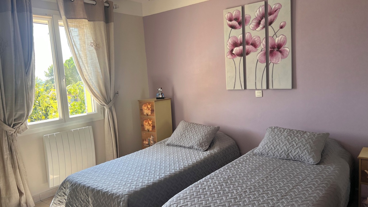 Photo of Bedroom in Flayosc