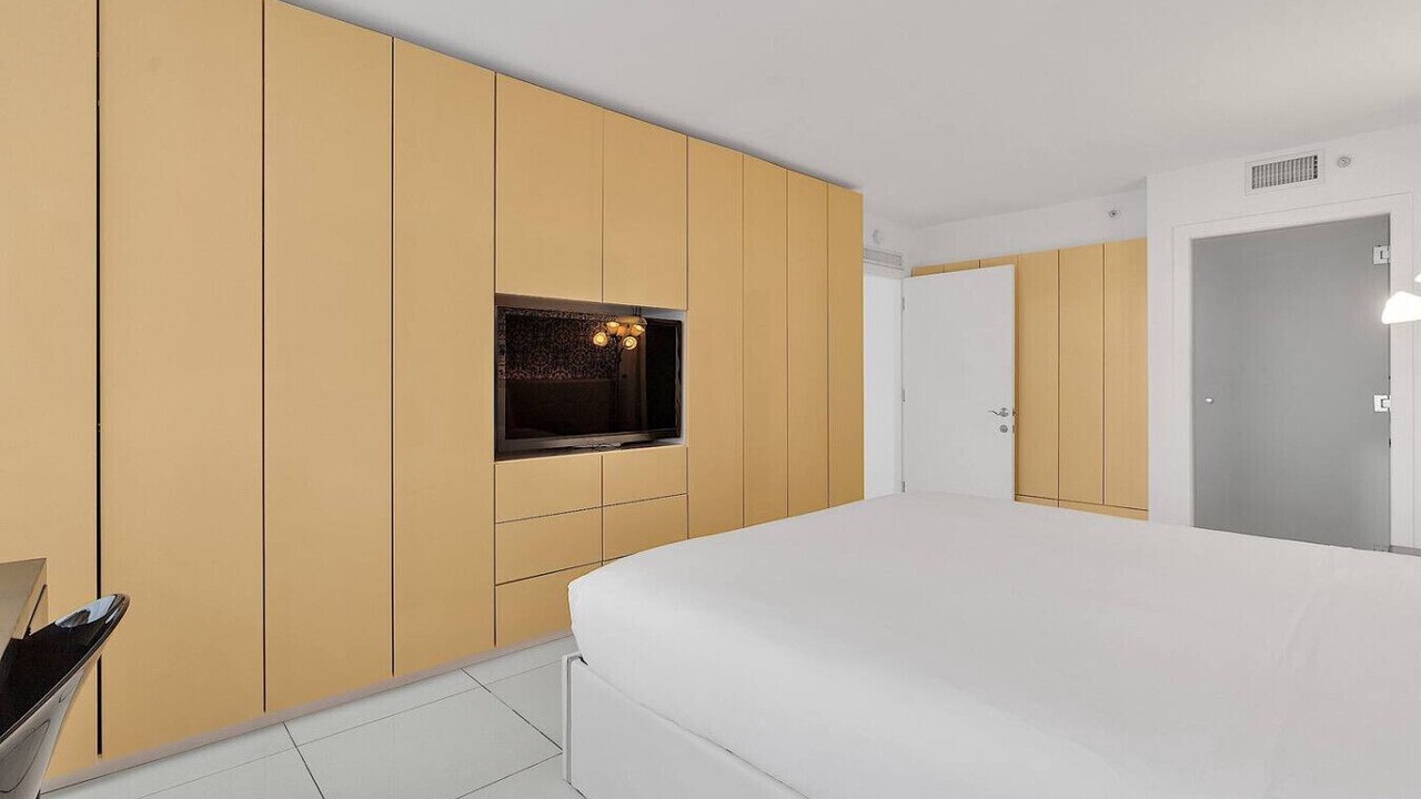 Photo of Bedroom in West Avenue