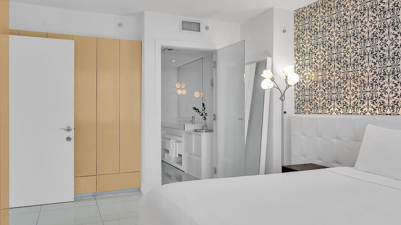 Photo of Bedroom in West Avenue