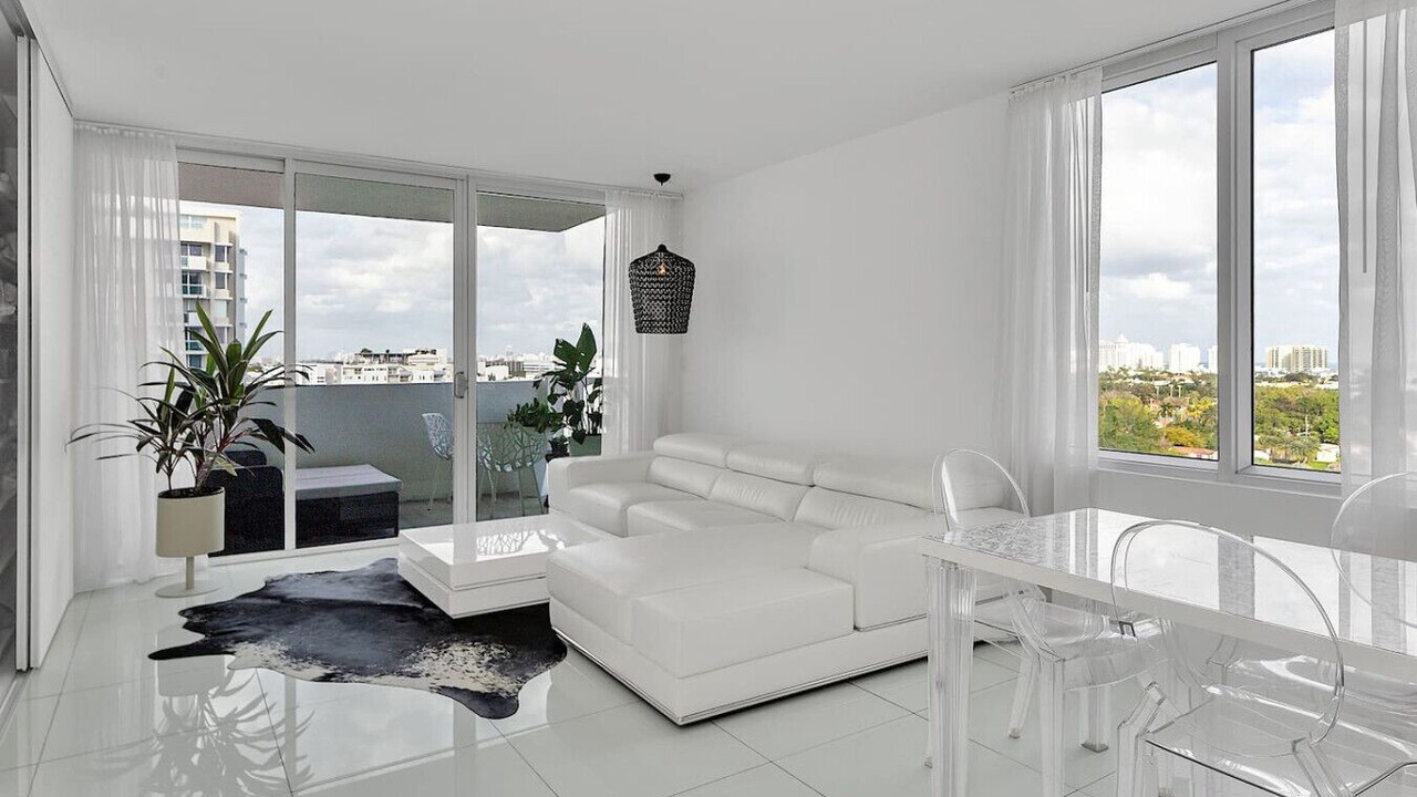 Photo of Livingroom in West Avenue