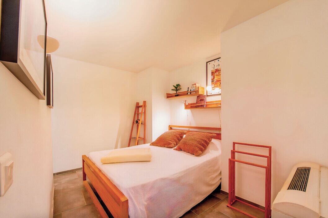 Photo of Bedroom in Saint-Tropez City Centre
