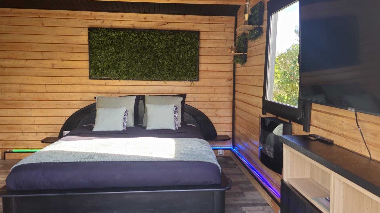 Photo of Bedroom in Le Luc