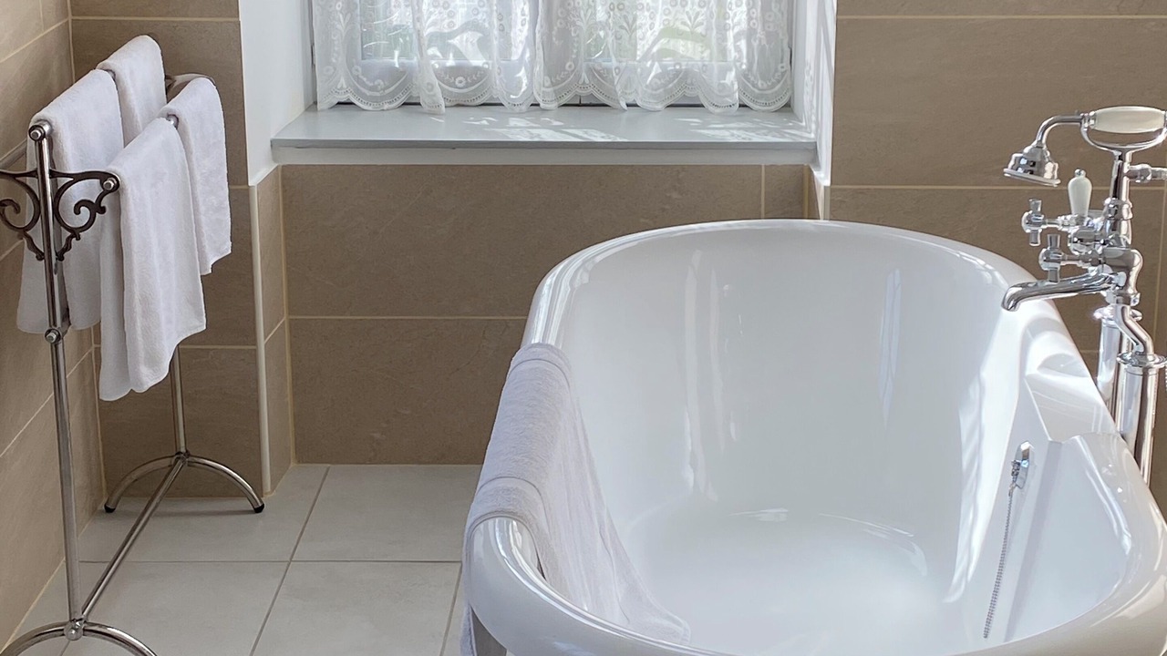 Photo of Bathroom in Montmarault