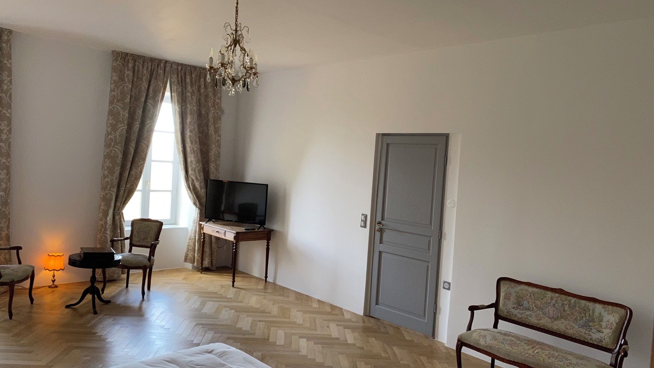 Photo of Bedroom in Montmarault