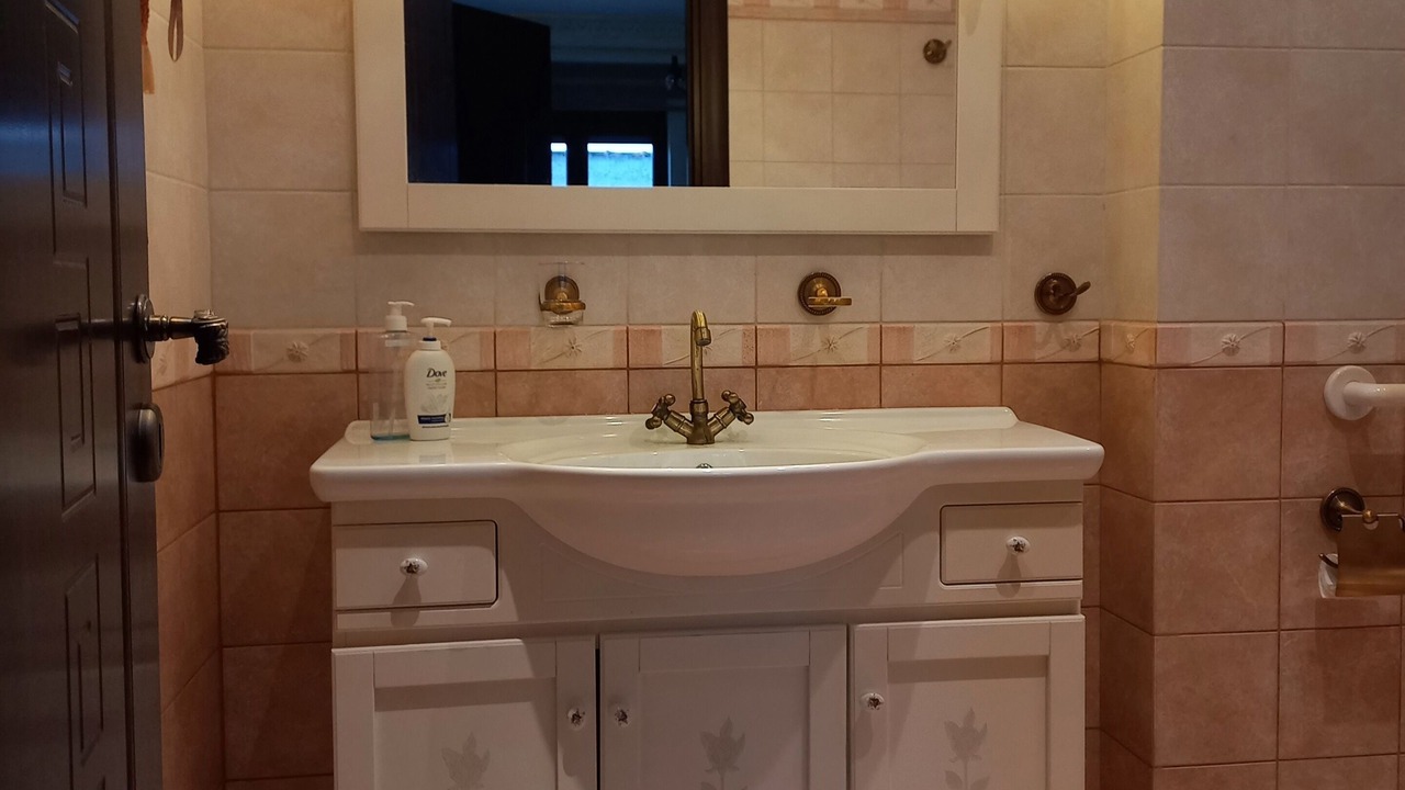Photo of Bathroom in Spata-Artemida