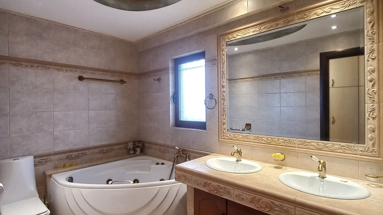 Photo of Bathroom in Spata-Artemida