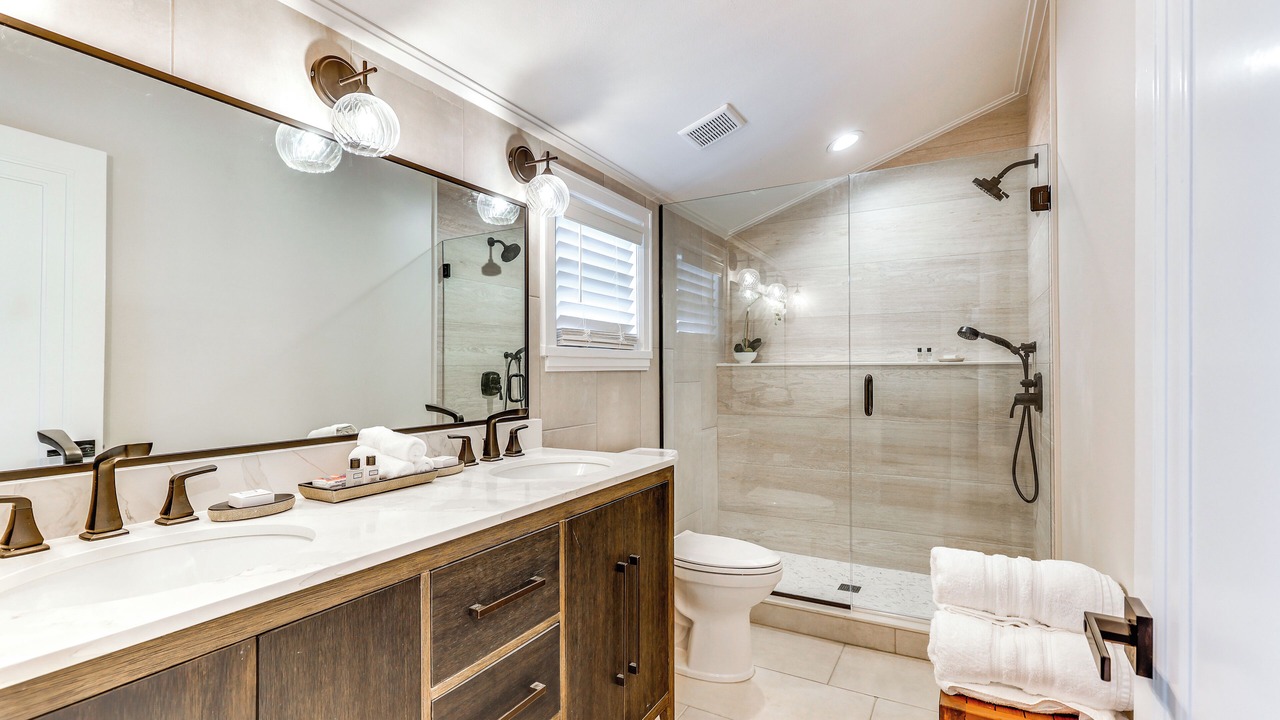 Photo of Bathroom in Lakeland