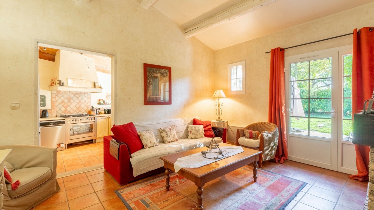 Photo of Livingroom in Velleron