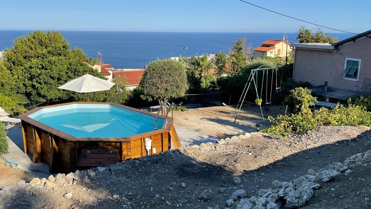 Photo of Outdoor in Beausoleil