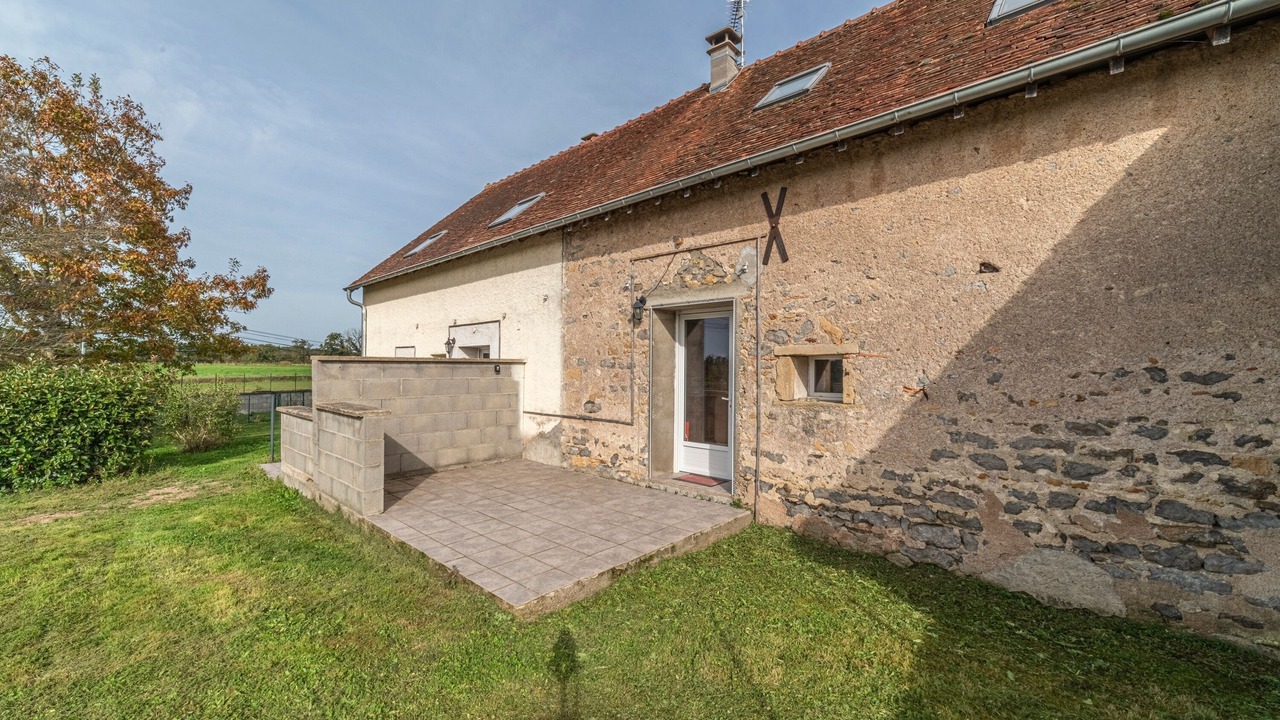 Photo of Outdoor in Saint-Yan