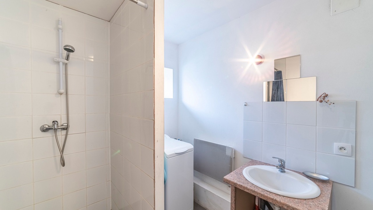 Photo of Bathroom in Saint-Yan