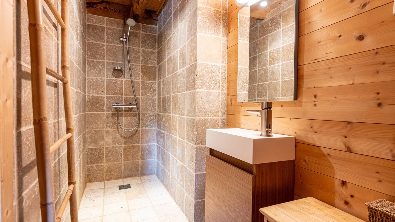 Photo of Bathroom in Flumet