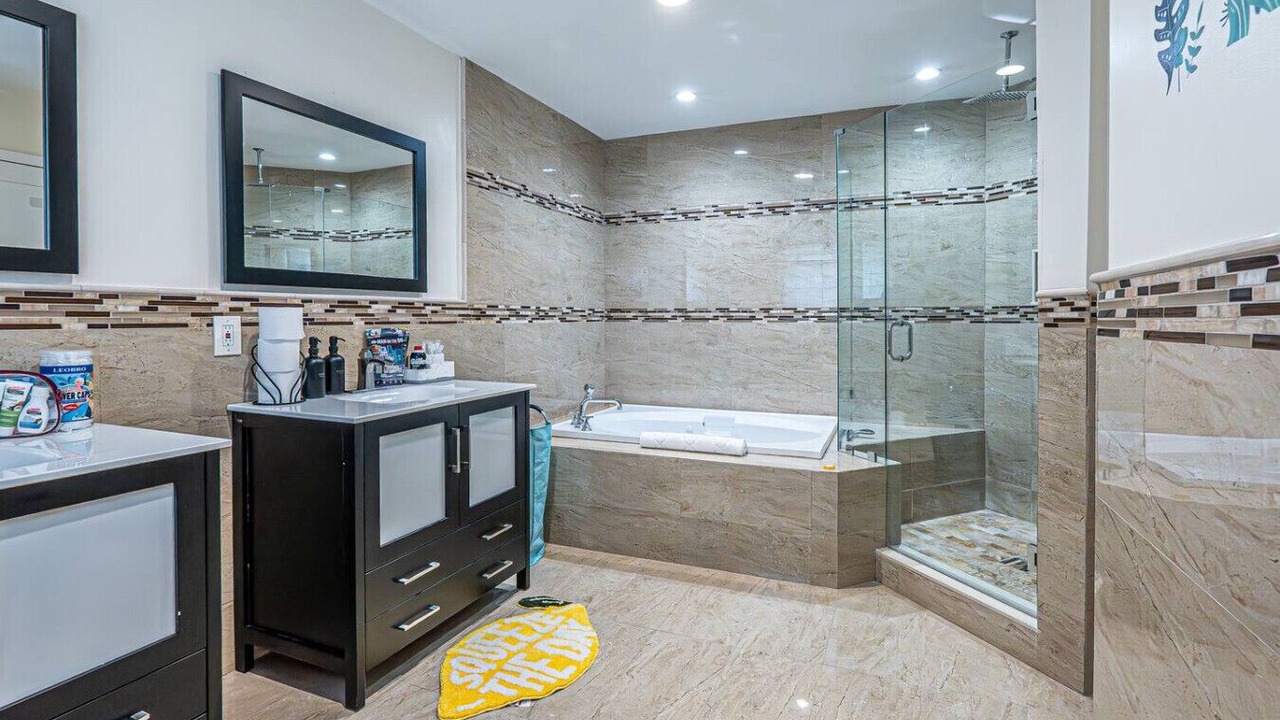 Photo of Bathroom in Country Walk