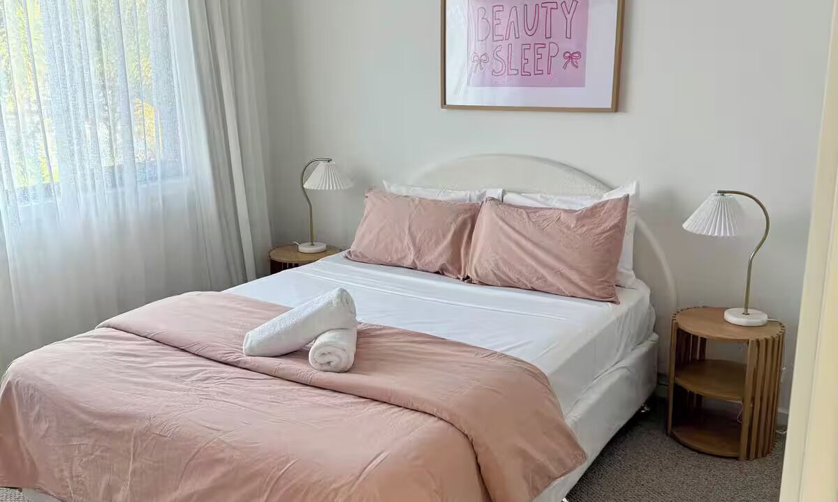 Photo of Bedroom in Broadbeach Waters
