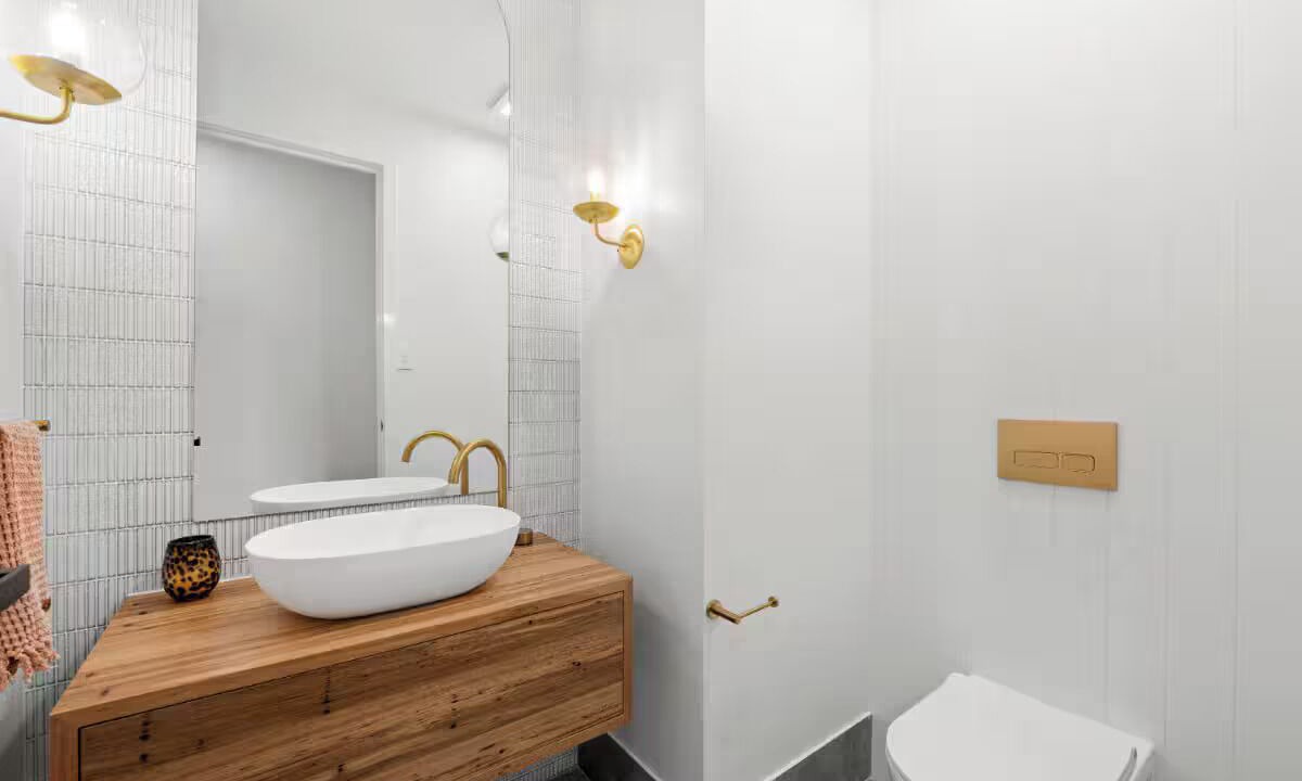 Photo of Bathroom in Broadbeach Waters
