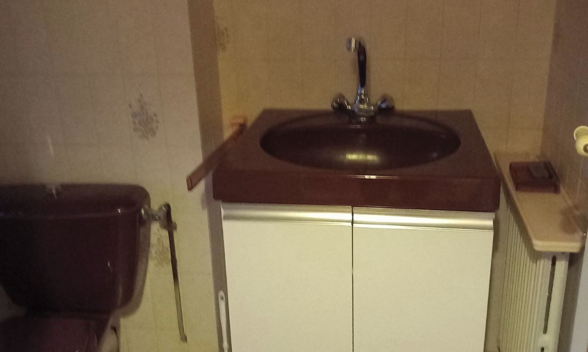 Photo of Bathroom in Les Ancizes-Comps
