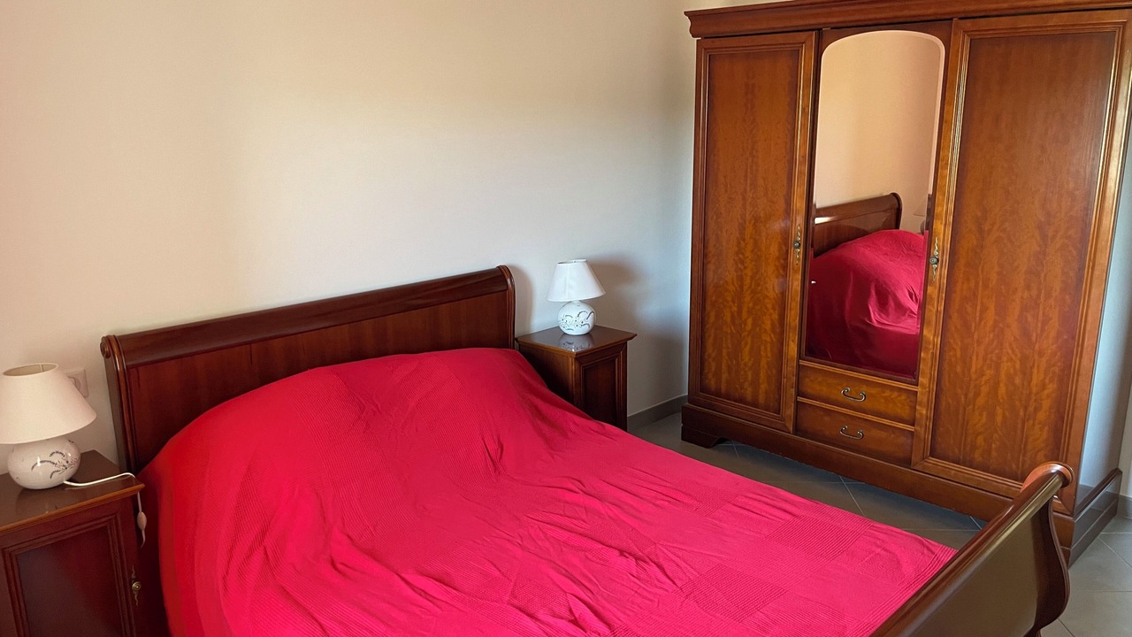 Photo of Bedroom in Regusse