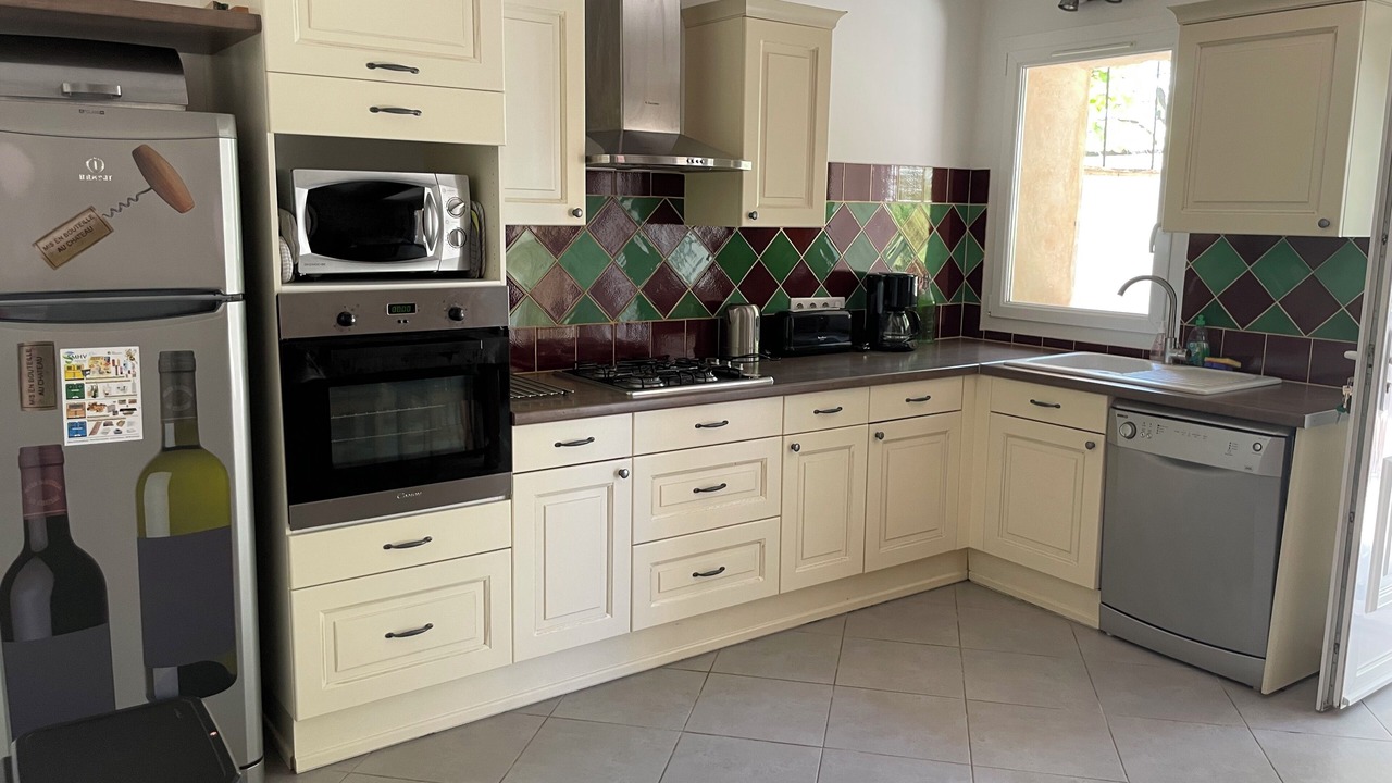 Photo of Kitchen in Regusse