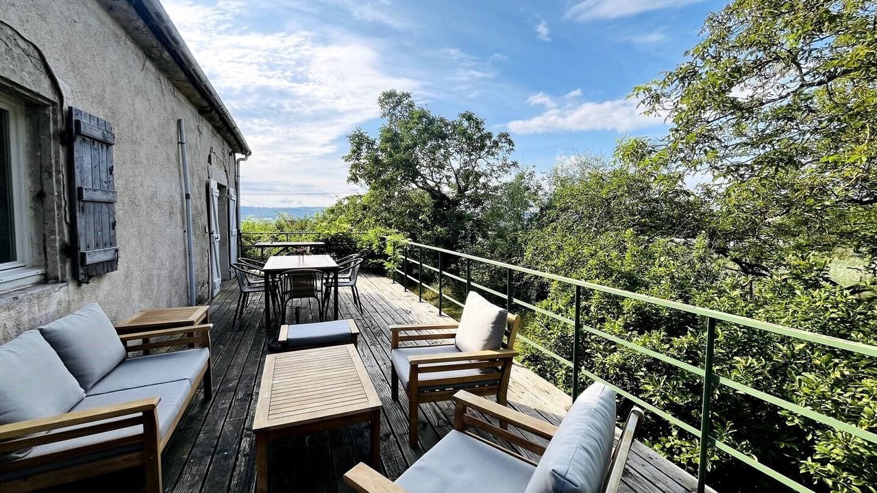 Photo of Outdoor in Burzy