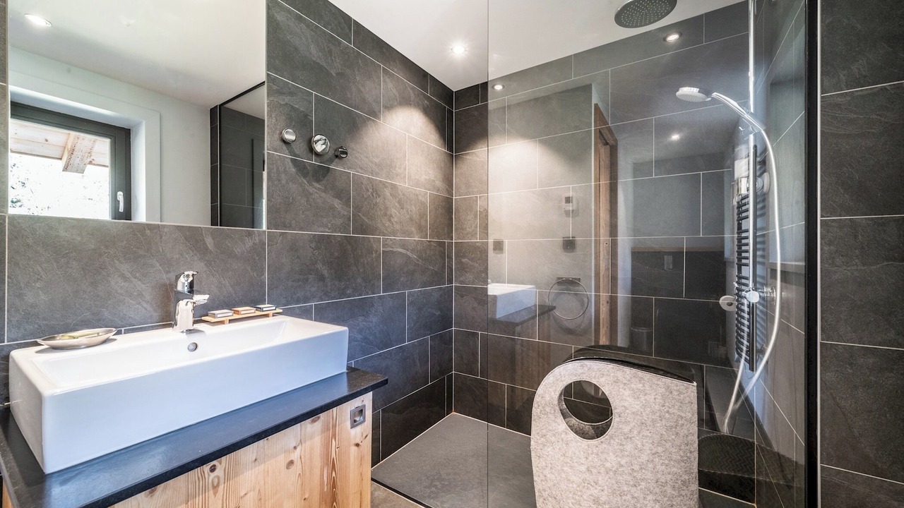 Photo of Bathroom in Montroc