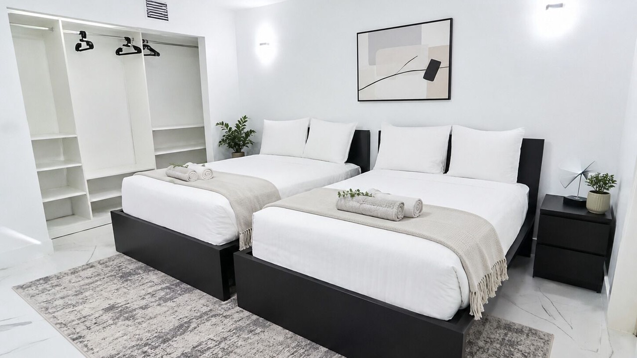 Photo of Bedroom in Ludlam