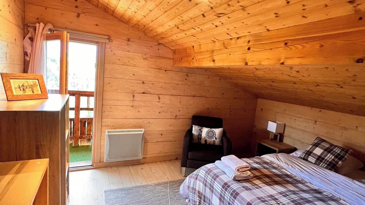 Photo of Bedroom in Les Clefs