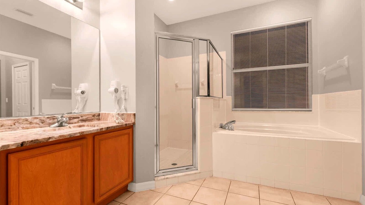 Photo of Bathroom in Calabay Parc
