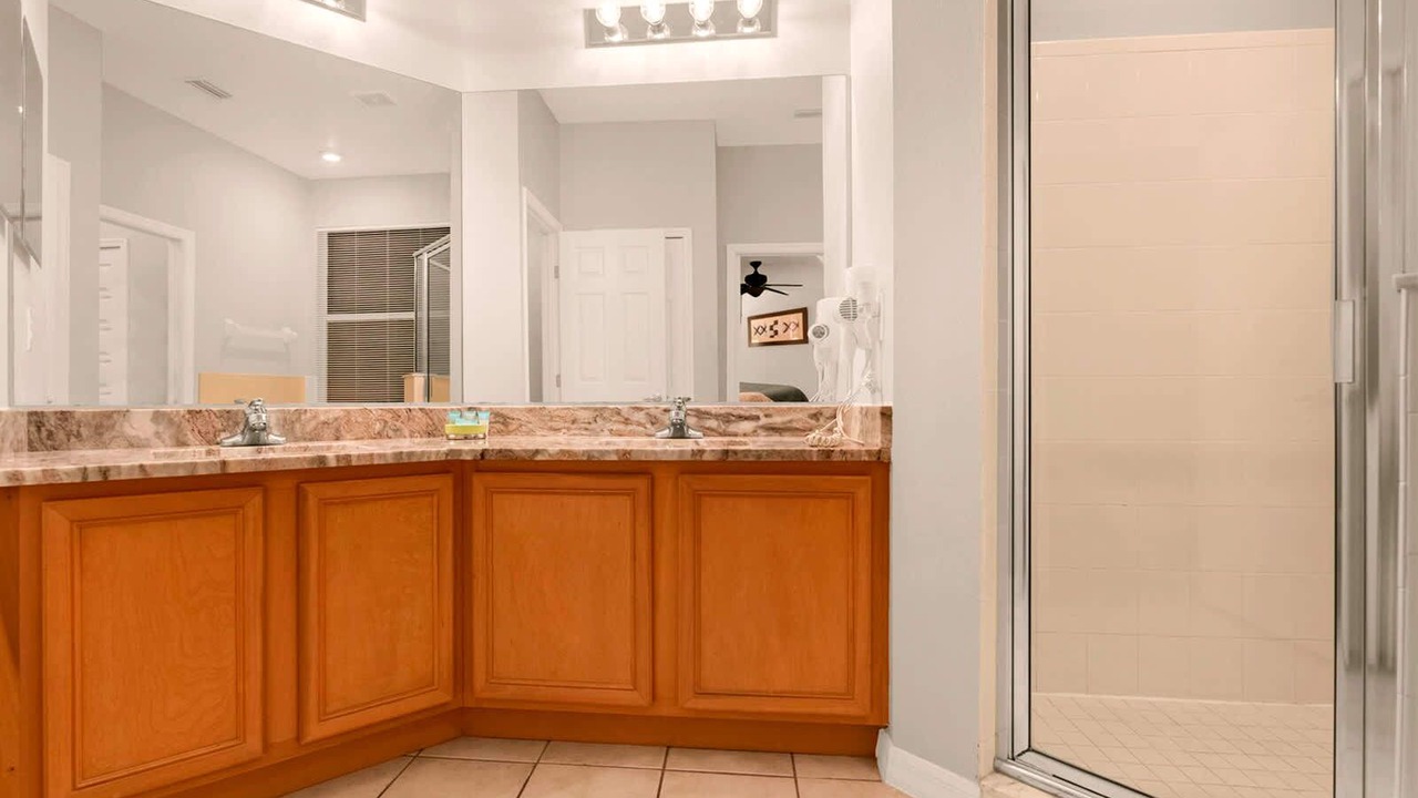 Photo of Bathroom in Calabay Parc