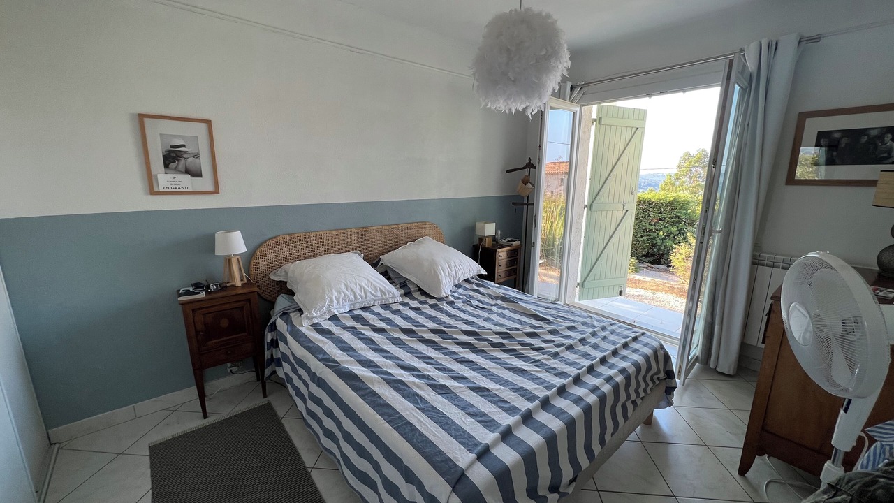 Photo of Bedroom in La Cadiere-d'Azur